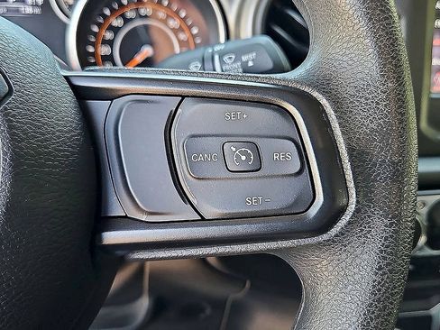 Used 2022 Jeep Wrangler Sport AWD/4WD image 22