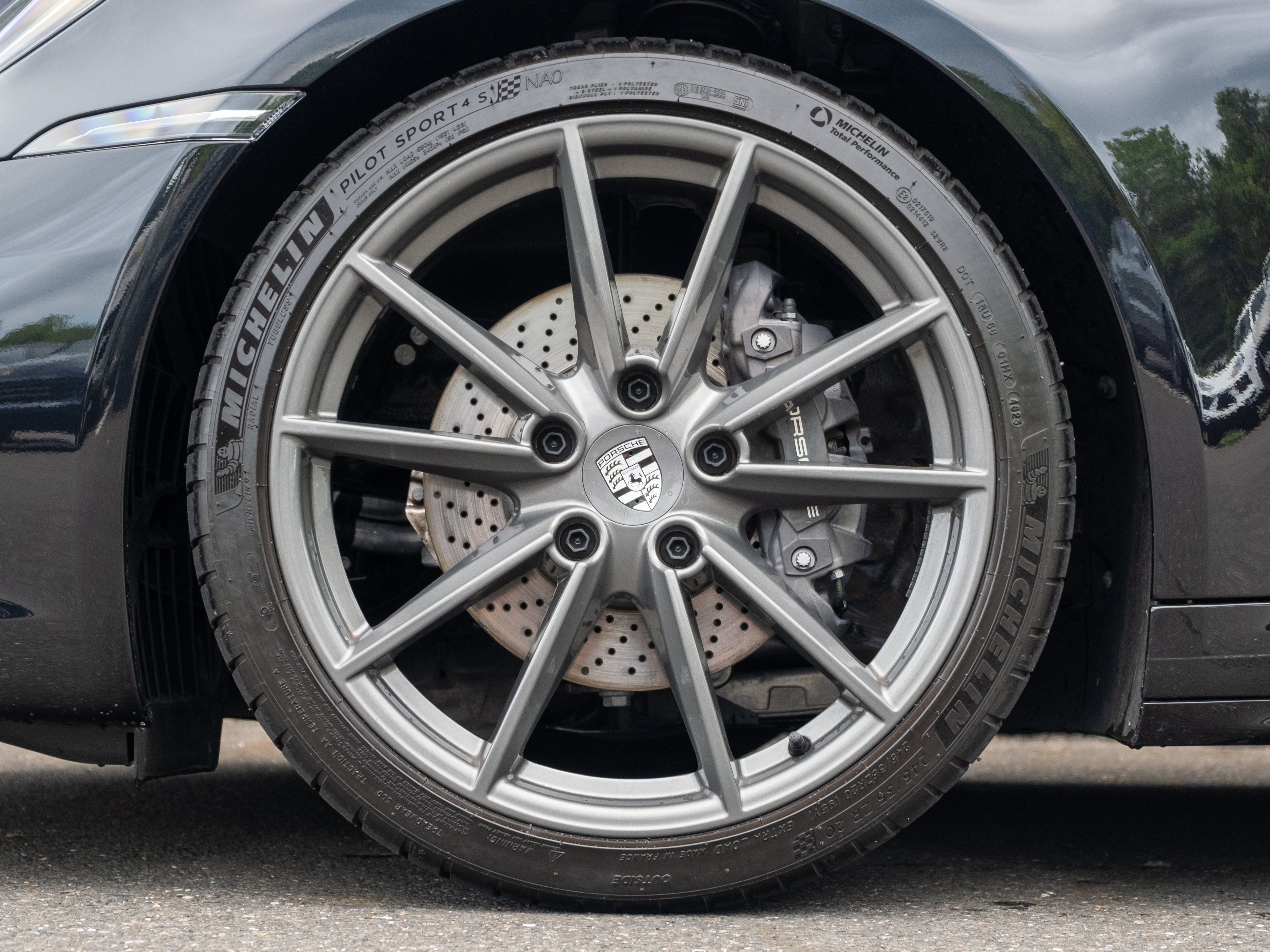 Certified 2024 Porsche 911 Carrera T RWD image 12
