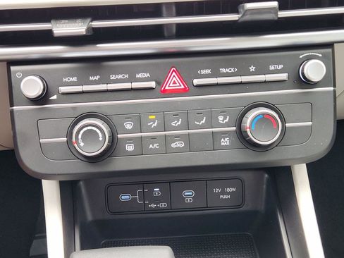 New 2026 Hyundai Tucson SE image 15