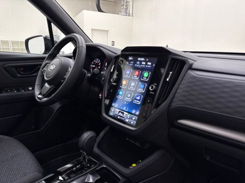 Used 2026 Subaru Forester Premium image 25