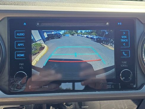 Used 2016 Toyota Tacoma TRD Sport w/ Towing Package AWD/4WD image 30