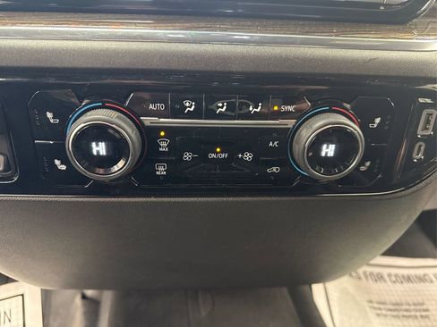 Used 2023 Chevrolet Silverado 1500 LT w/ Z71 Off-Road Package image 30