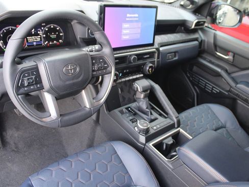 Used 2026 Toyota 4Runner 4WD image 13