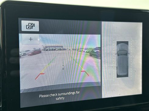 Used 2020 Ford Explorer Limited image 30