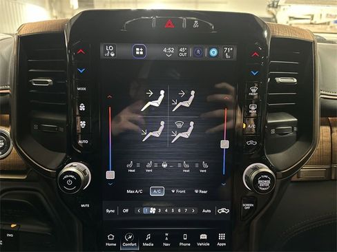 Used 2023 RAM 2500 Limited image 21