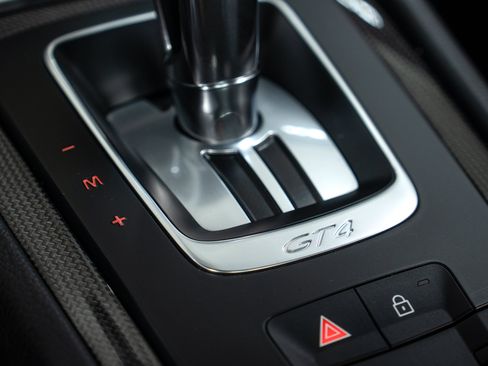 Certified 2021 Porsche 718 Cayman GT4 RWD image 30