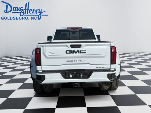 New 2026 GMC Sierra 3500 Denali Ultimate AWD/4WD image 4