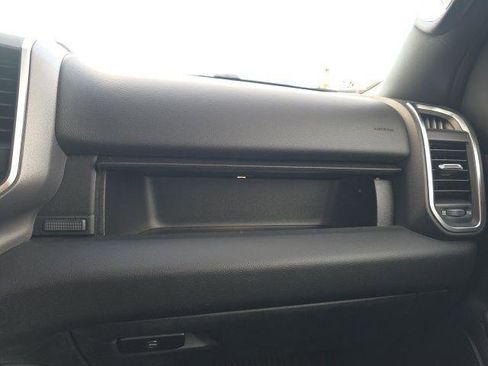 Certified 2025 RAM 1500 Big Horn AWD/4WD image 30