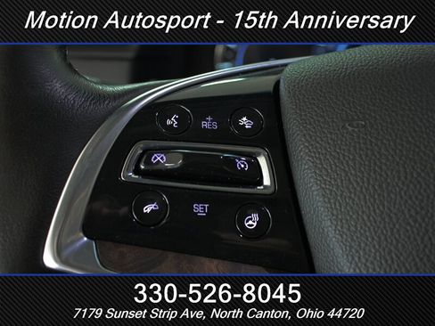 Used 2017 Cadillac Escalade Premium Luxury AWD/4WD image 18