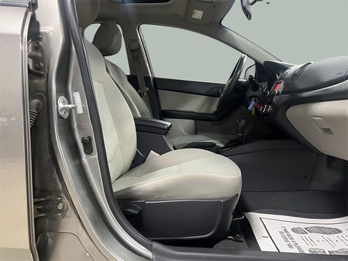 Used 2012 Kia Forte EX image 25