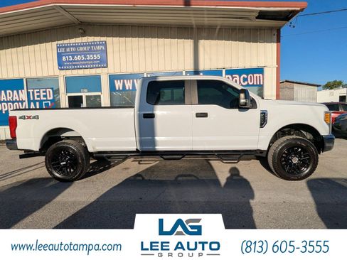 Used 2017 Ford F350 XL image 2