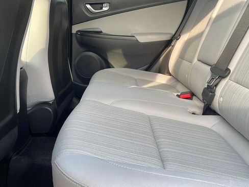 Used 2022 Hyundai Kona SEL w/ Convenience Package AWD/4WD image 13