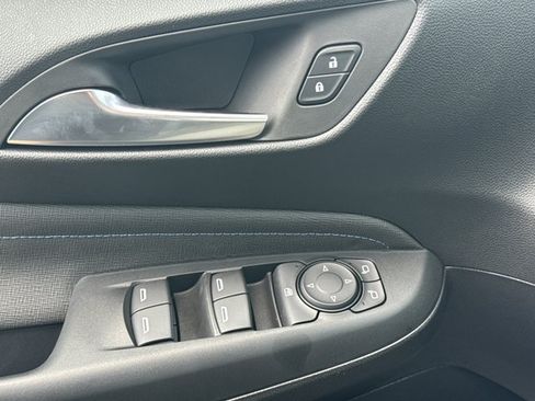 New 2026 Buick Envista Sport Touring w/ Convenience I Package FWD image 16
