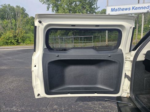 Used 2022 Ford EcoSport Titanium image 5