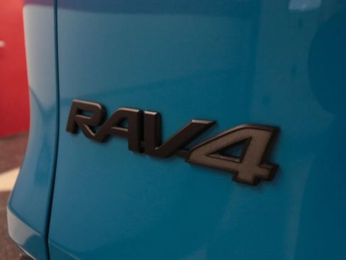 Used 2021 Toyota RAV4 Adventure image 32