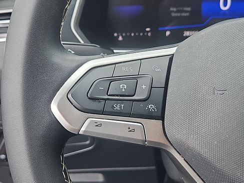 Certified 2024 Volkswagen Tiguan S AWD/4WD image 15