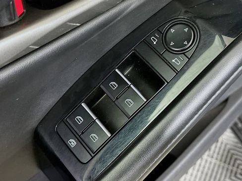 Used 2024 MAZDA CX-30 AWD 2.5 S w/ Select Sport Pkg image 19