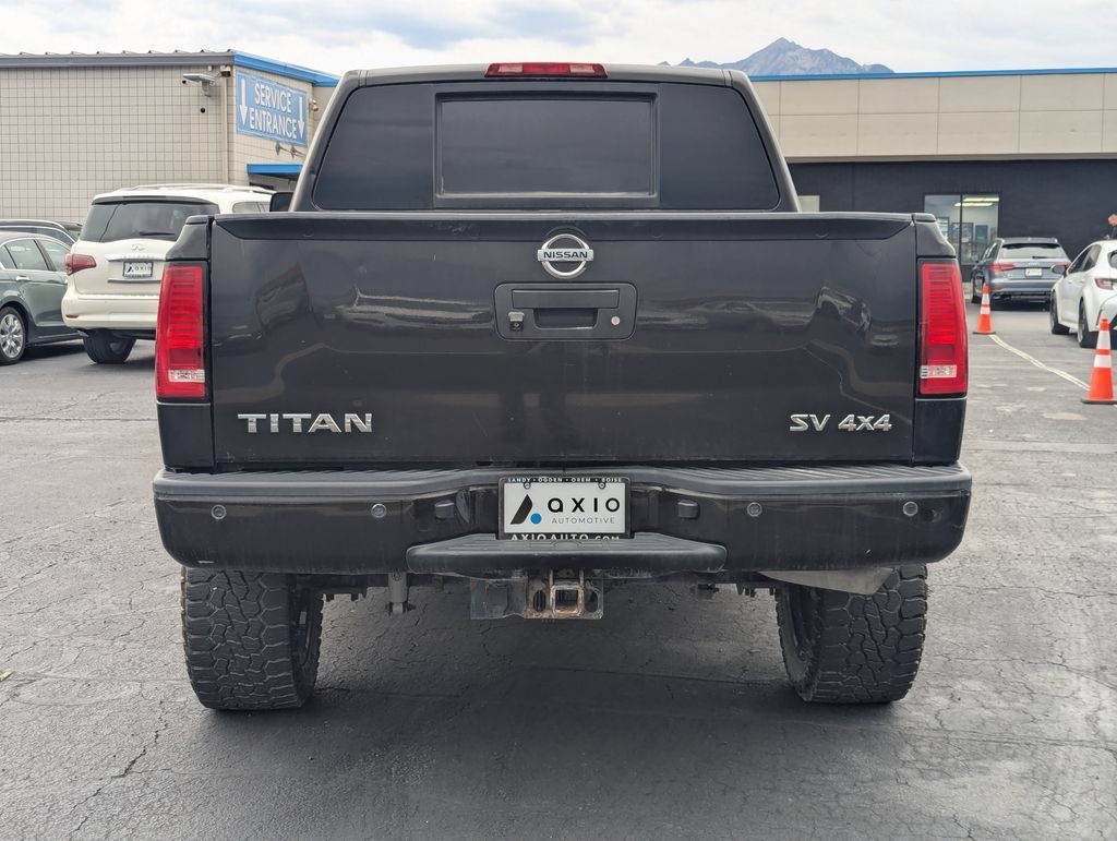 Used 2013 Nissan Titan 4x4 Crew Cab image 6