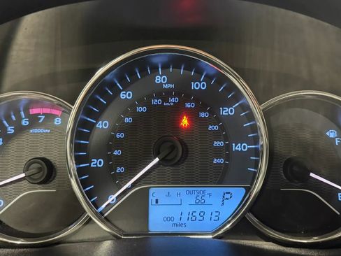 Used 2014 Toyota Corolla L image 26