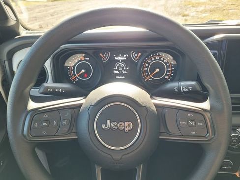 New 2026 Jeep Gladiator Sport image 26