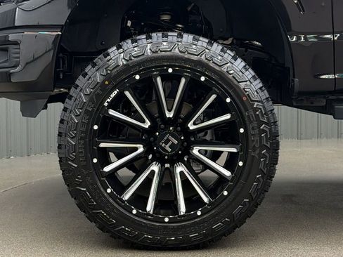 Used 2025 Ford F150 Lariat image 10