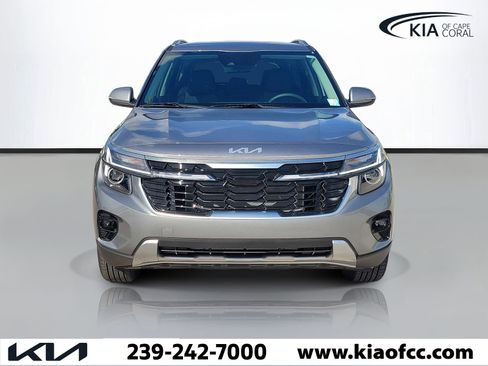 New 2026 Kia Seltos S FWD image 2
