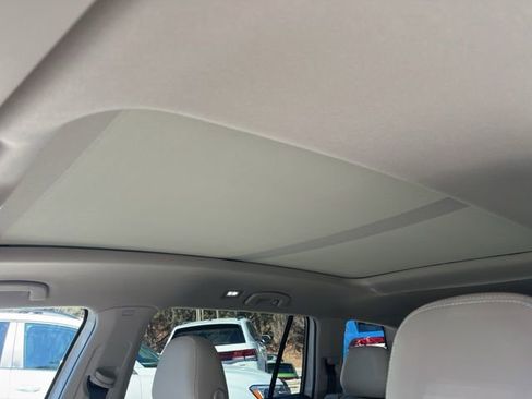 New 2026 Volkswagen Atlas SEL image 11