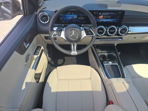 New 2026 Mercedes-Benz GLB 250 4MATIC image 24