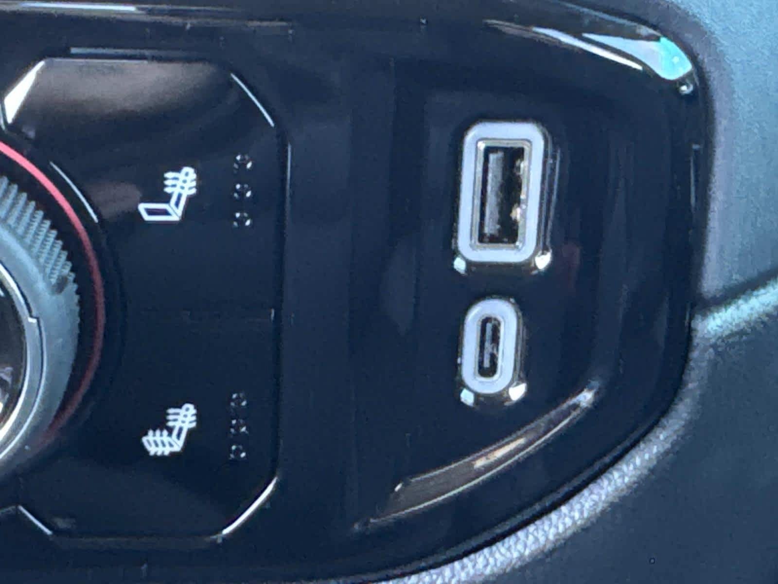 New 2026 Chevrolet Silverado 1500 RST AWD/4WD image 16