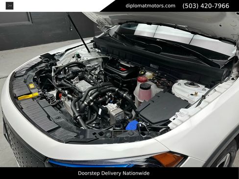 Used 2024 Mercedes-Benz EQB 300 4MATIC image 44