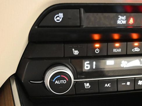 Used 2021 MAZDA CX-9 Signature AWD/4WD image 14