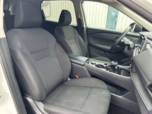 Used 2024 Nissan Rogue S AWD/4WD image 26