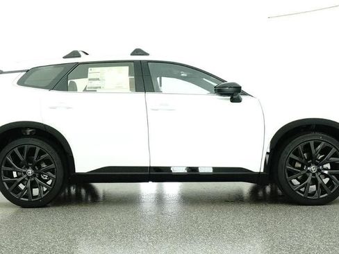 New 2026 Toyota Crown Signia image 27