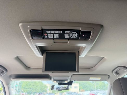 Used 2017 Honda Pilot Elite image 13