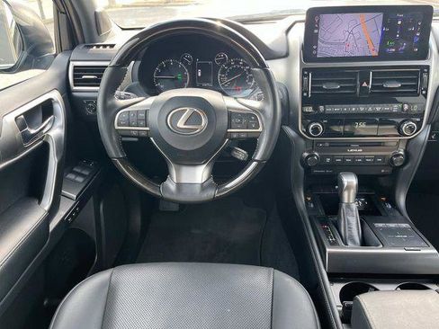 Certified 2023 Lexus GX 460 Premium w/ Premium Package AWD/4WD image 12