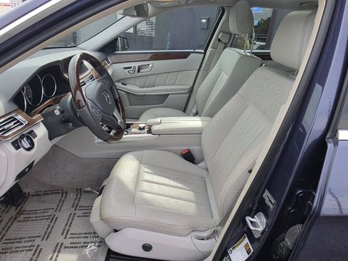 Used 2014 Mercedes-Benz E 350 4MATIC Sedan image 16