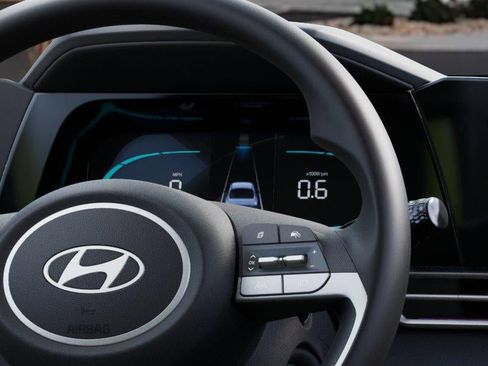 New 2026 Hyundai Elantra SE image 14