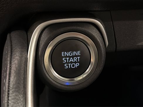 Used 2025 Toyota Grand Highlander AWD image 40