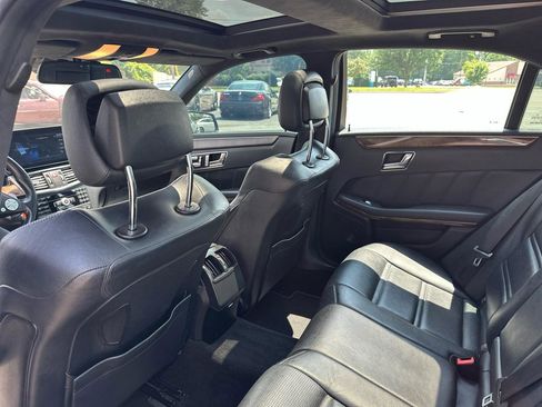 Used 2011 Mercedes-Benz E 63 AMG Sedan image 26