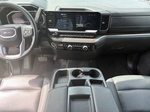 Used 2025 GMC Sierra 1500 SLT AWD/4WD image 22