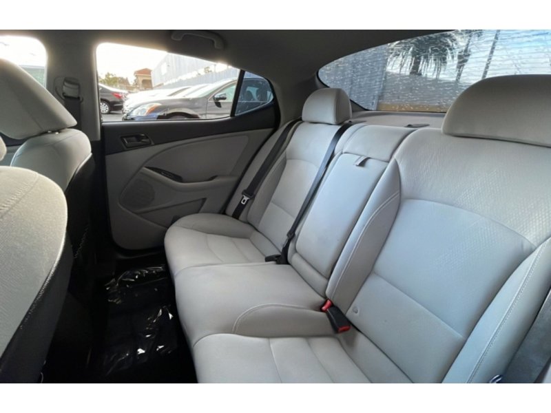 Used 2014 Kia Optima LX FWD image 13