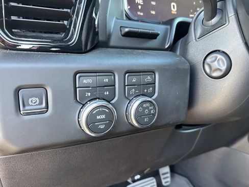 New 2026 GMC Sierra 1500 AT4 w/ Technology Package image 38