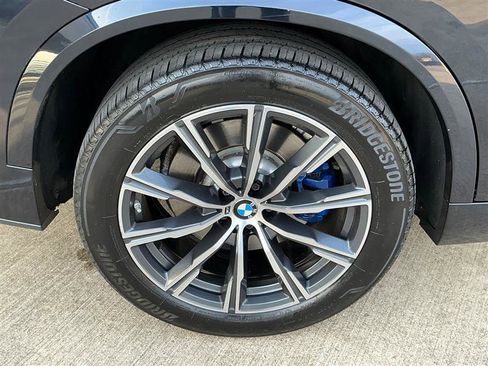 Used 2019 BMW X5 xDrive50i w/ M Sport Package image 26