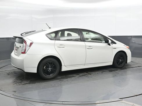 Used 2012 Toyota Prius Two FWD image 2
