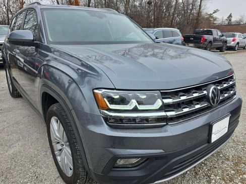 Used 2019 Volkswagen Atlas SE w/ Panoramic Sunroof Package image 1