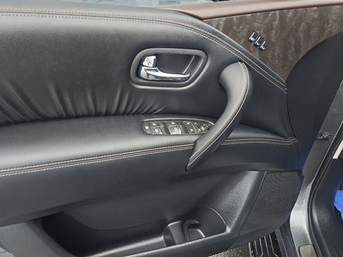 Used 2023 Nissan Armada Platinum w/ Captain's Chairs Package image 14