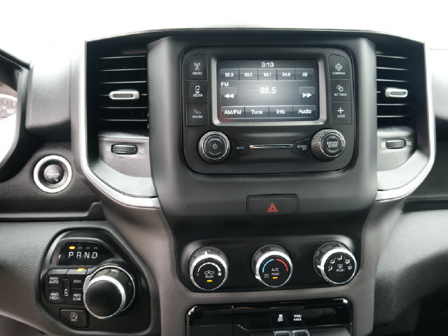 Used 2022 RAM 1500 Big Horn AWD/4WD image 18