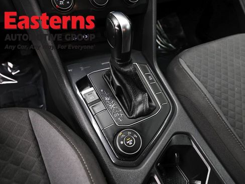 Used 2020 Volkswagen Tiguan S image 13
