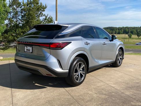 Used 2025 Lexus RX 350 FWD w/ Technology Package image 6