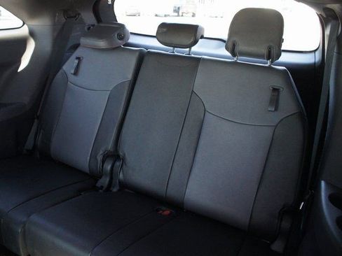 Used 2024 Toyota Sienna XSE image 17